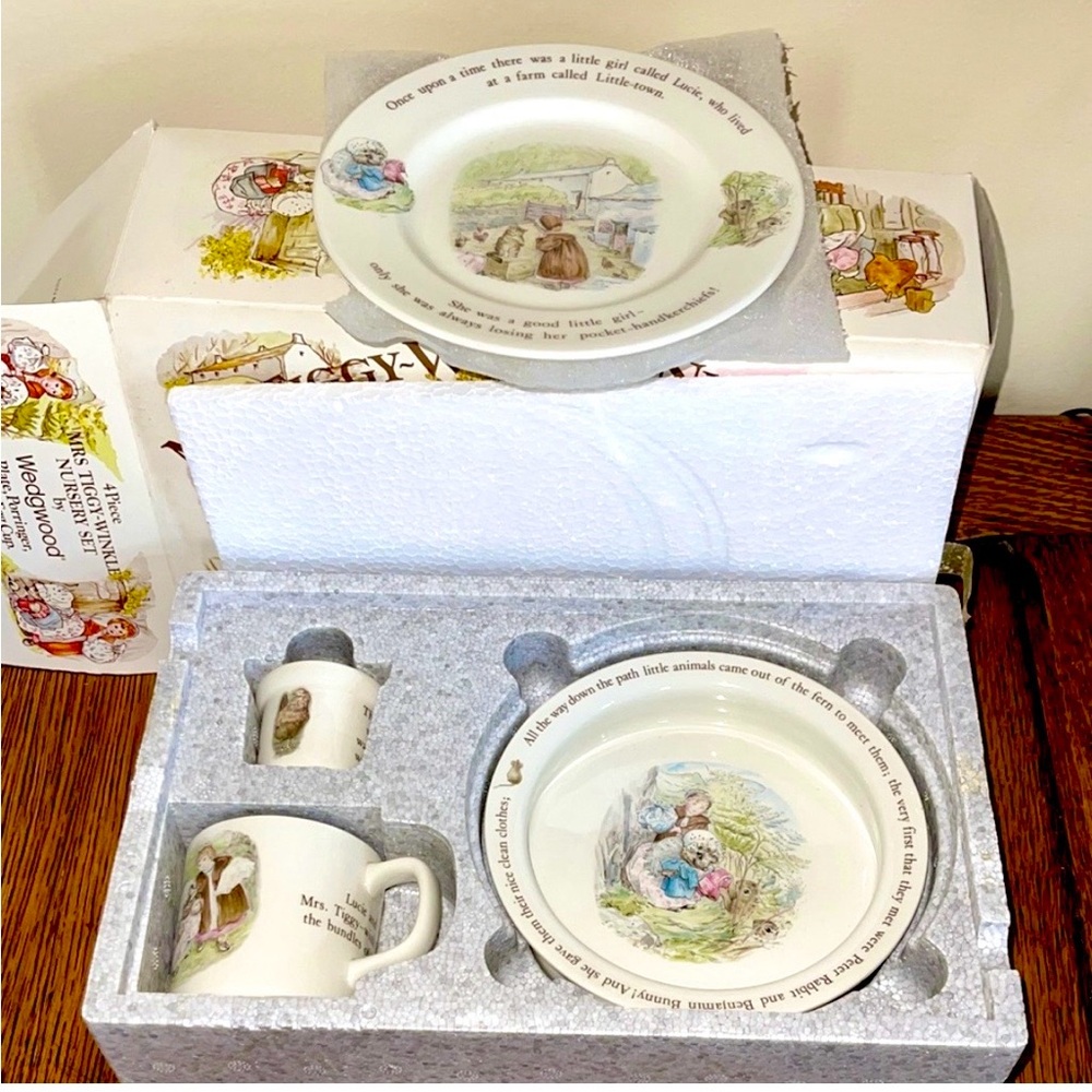 Wedgwood Mrs Tiggy-Winkle 4 piece Dining Set, plate, porringer, mug & egg cup